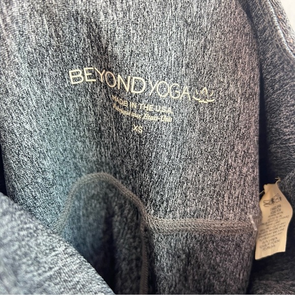 Beyond Yoga Alloy Ombré Leggings size XS - Picture 8 of 10